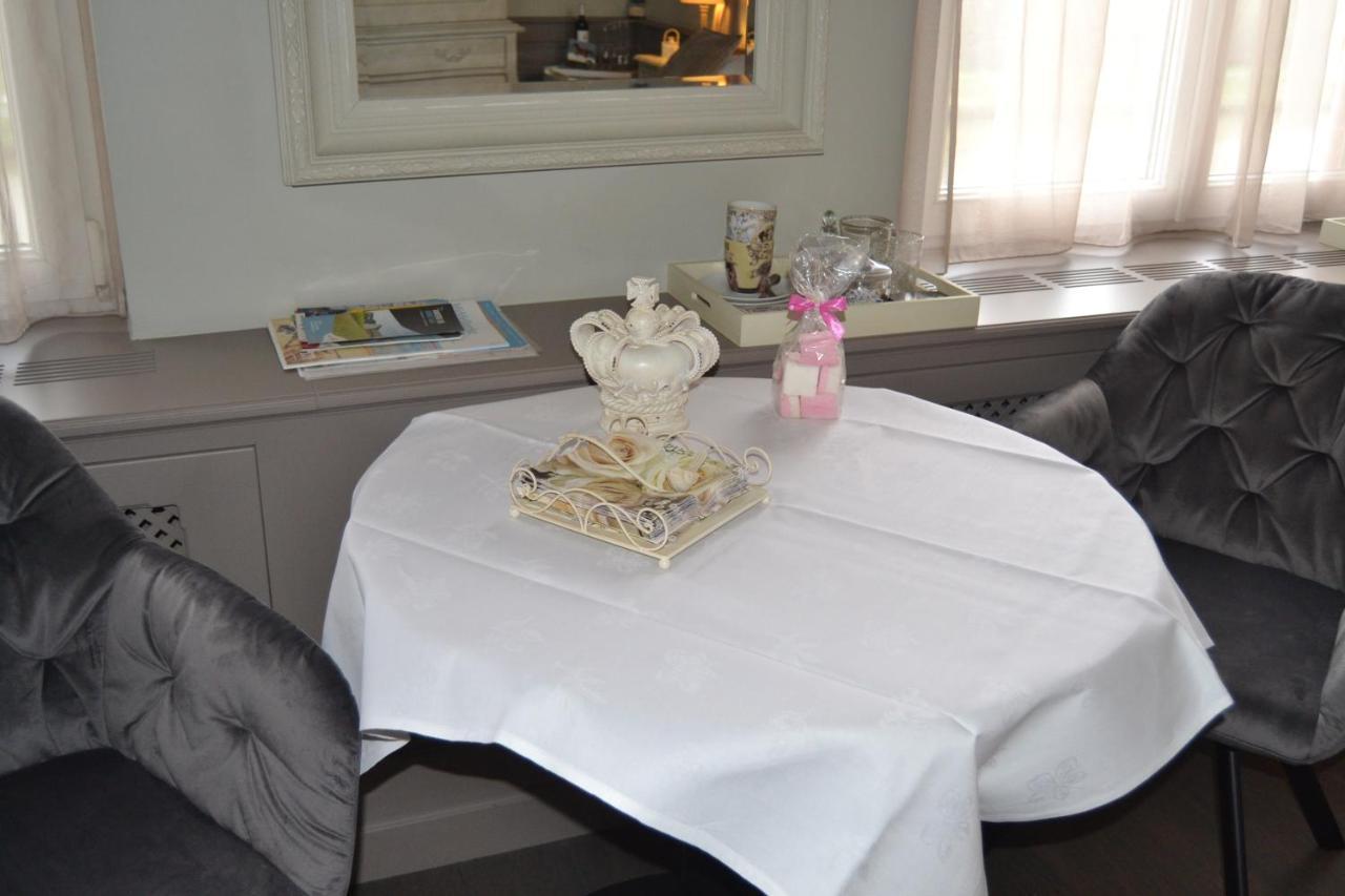 Le Petit Chateau Vaartdijk Leffinge Extérieur photo